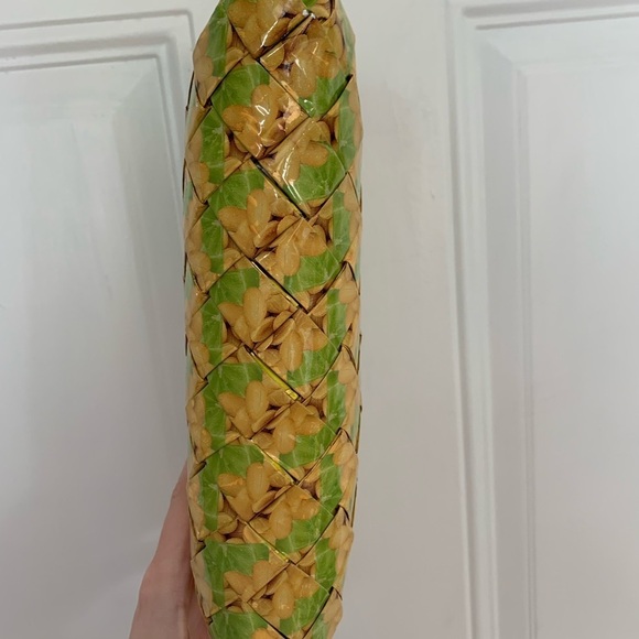 Ecosit Funky Yellow and Green Wristlet - Picture 5 of 5